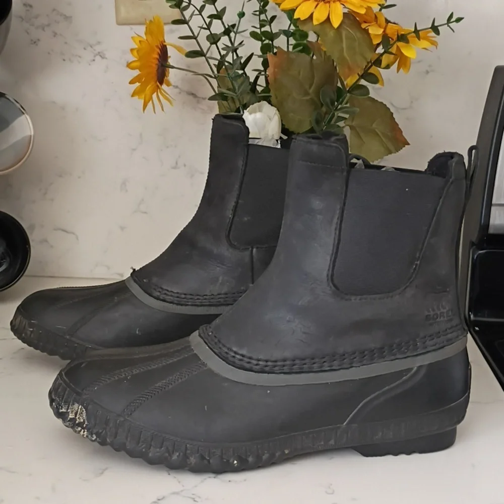 Sorel Men's Black and Gray Rain Boots